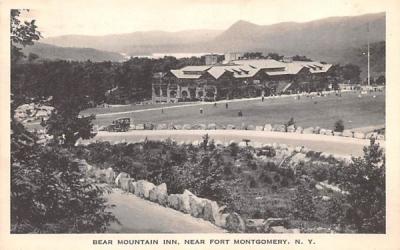 Bear Mountain Inn Fort Montgomery, New York Postcard