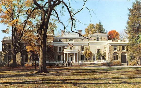Franklin D Roosevelt Library & Museum Hyde Park, New York Postcard
