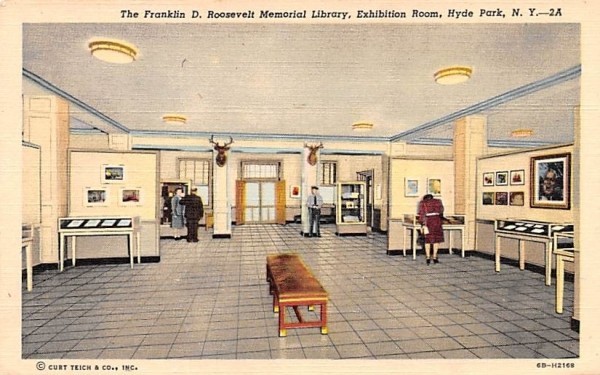 Franklin D Roosevelt Memorial Library Hyde Park, New York Postcard