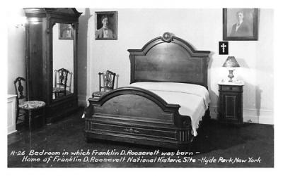 Bedroom in which Franklin D Roosevelt was Born Hyde Park, New York Postcard