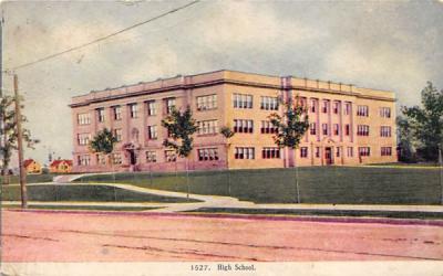 High School Highland, New York Postcard