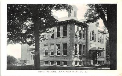 High School Lyndonville, New York Postcard
