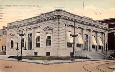 Post Office Middletown, New York Postcard