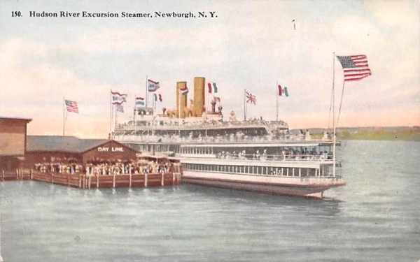 Hudson River Excursion Steamer Newburgh, New York Postcard