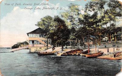Park Showing Boat House Newburgh, New York Postcard