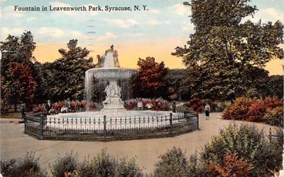 Fountain in Leavenworth Park Syracuse, New York Postcard