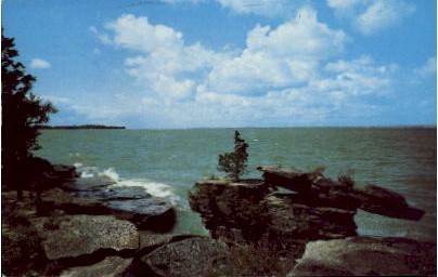 Lake Erie - Ohio OH Postcard