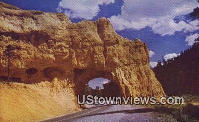 Red Canyon - Bryce Canyon National Park, Utah UT Postcard