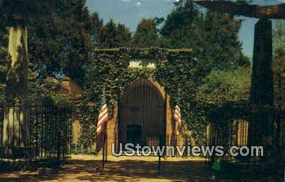 Washingtons Tomb - Mount Vernon, Virginia VA Postcard