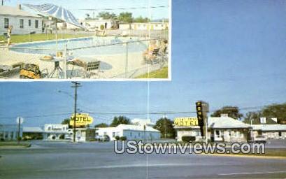 Front Royal Motel  - Virginia VA Postcard