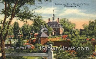 Gardens & Royal Governors Palace  - Williamsburg, Virginia VA Postcard