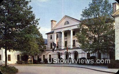 Williamsburg Inn - Virginia VA Postcard