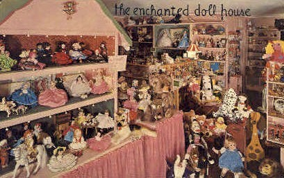 Enchanted Doll House - Manchester, Vermont VT Postcard