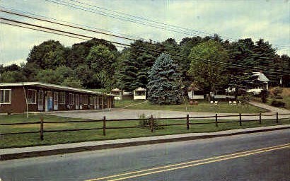 West Village Motel - Brattleboro, Vermont VT Postcard