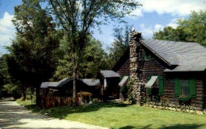 Toll Gate Lodge - Manchester, Vermont VT Postcard