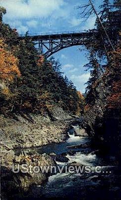 Quechee Gorge - Vermont VT Postcard