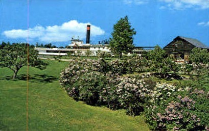 Shelburne Museum - Vermont VT Postcard