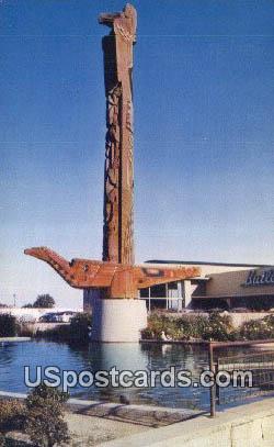 Totem Pole, Duck Pond - Seattle, Washington WA Postcard