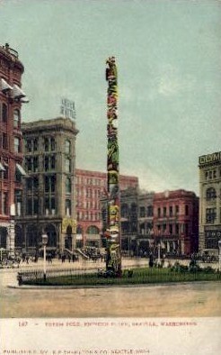 Pioneer Place, Totem Pole - Seattle, Washington WA Postcard