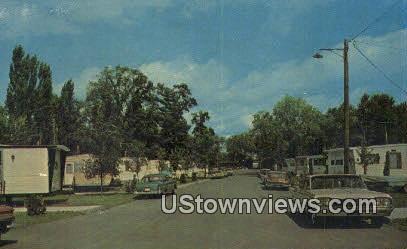 Taft & Cobway Mobil Home Court - Tomah, Wisconsin WI Postcard