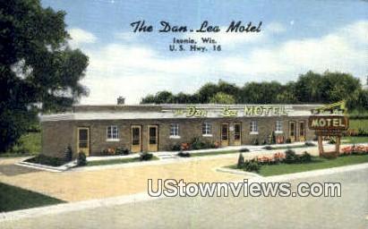 The Dan-Lea Motel & Danny's Bar - Ixonia, Wisconsin WI Postcard