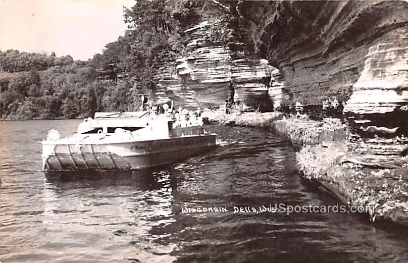 Boat on Water - Wisconsin Dells Postcards, Wisconsin WI Postcard