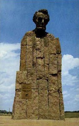 Lincoln Monument, Cheyenne - Laramie, Wyoming WY Postcard