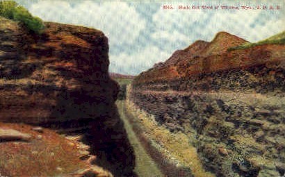 Shale Cut  - Wilkins, Wyoming WY Postcard