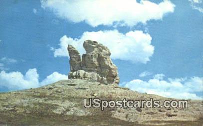 Teapot Rock, WY Postcard       ;      Teapot Rock, Wyoming