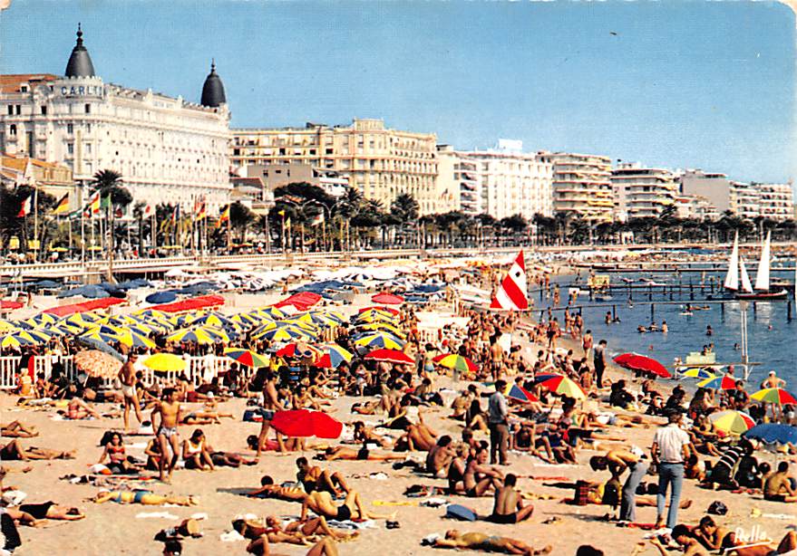 Les plages de la Croisette Cannes France Postcard Post Card ...